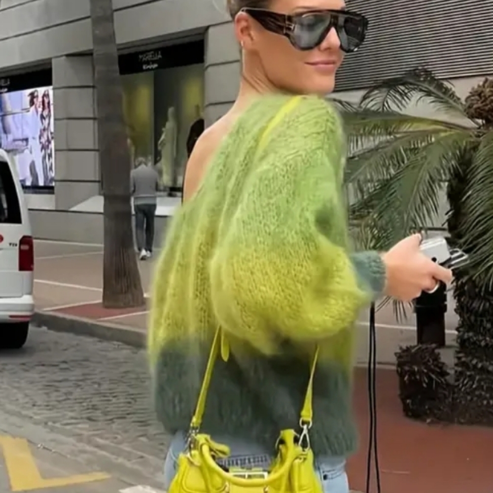 Elegant French-Inspired Women's Ombre V-Neck Sweater | Backless Design, Green - Picture 5 of 6